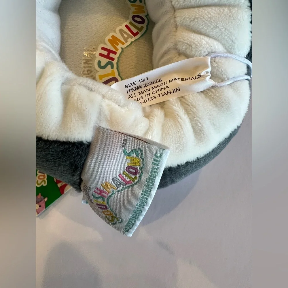 Kids Squishmallows Luna Slipper Penguin Red Santa Hat Sz 13-1 Holiday Christmas